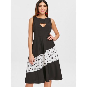 Cut Out Chest Stars Pattern Sleeveless Dress - Black