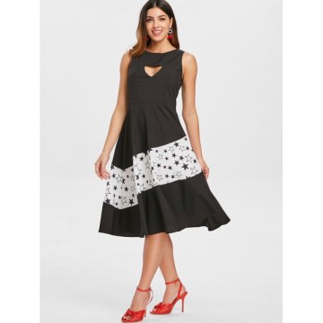 Cut Out Chest Stars Pattern Sleeveless Dress - Black
