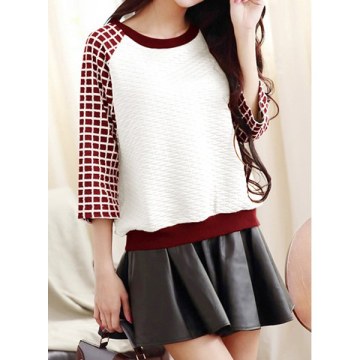 Stylish Round Neck 3/4 Sleeve Plaid Spliced Women's T-Shirt - Deep Red