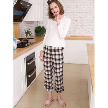 T-shirt and Plaid Pants Sleepwear Set - White