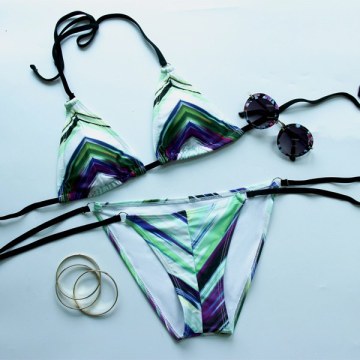 Trendy Halterneck Printed   Bikini et For Women -